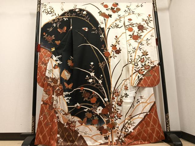 平和屋着物●豪華振袖 駒刺繍 糸巻花蝶文 暈し染め 金彩 正絹 逸品 AABG1052ph