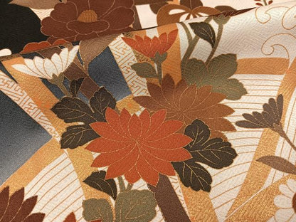平和屋着物●豪華振袖 駒刺繍 糸巻花蝶文 暈し染め 金彩 正絹 逸品 AABG1052ph
