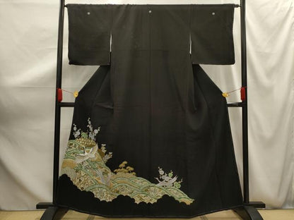 平和屋着物■豪華黒留袖　刺繍　松竹梅飛鶴宝尽くし　金糸　金彩　洗える着物　AABG1172sx