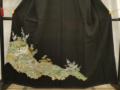 平和屋着物■豪華黒留袖　刺繍　松竹梅飛鶴宝尽くし　金糸　金彩　洗える着物　AABG1172sx
