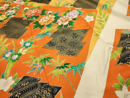 平和屋着物■豪華振袖　駒刺繍　松皮菱花文　金彩　正絹　逸品　AABG1187sx