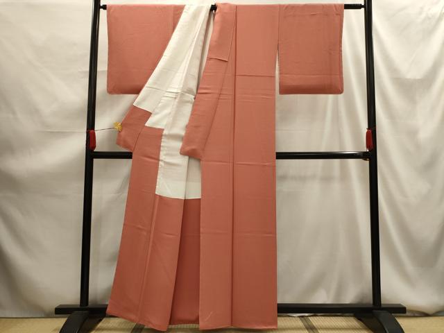 平和屋着物■上質な色無地 紋意匠 甚三紅色 正絹 逸品 AABG1464sx