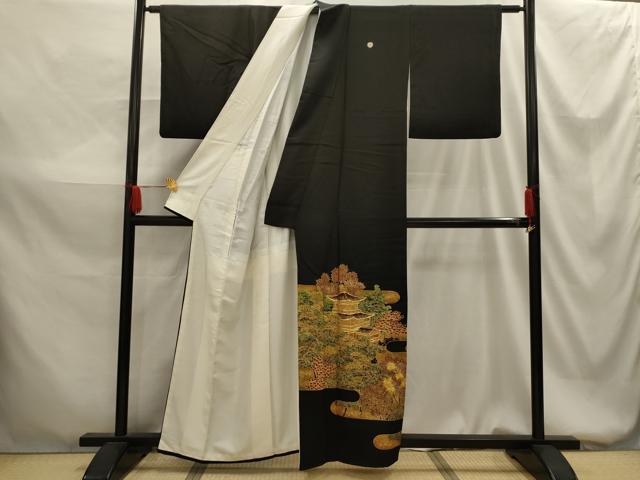 平和屋着物■豪華黒留袖　駒刺繍　霞取風景文　金彩　正絹　逸品　AABG1513sx