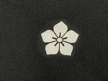 平和屋着物■豪華黒留袖　作家物　手描き　風景文　金彩　やまと誂製　正絹　逸品　AABG1698fy