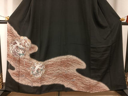 平和屋着物■豪華黒留袖　駒刺繍　雪輪花鳥文　正絹　逸品　AABG1700fy