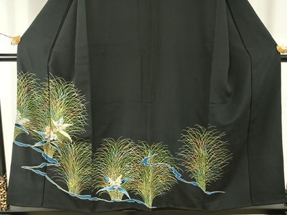 平和屋着物■豪華黒留袖 駒刺繍 草花文 正絹 逸品 AABG1768fy