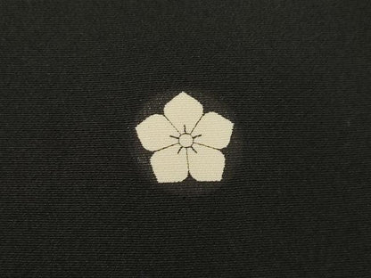 平和屋着物■豪華黒留袖　駒刺繍　風景花車文　金彩　正絹　逸品　AABG2565ck