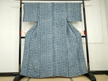 平和屋着物●上質な小紋　本藍　型染め　笹竹文　鬼しぼ縮緬　正絹　逸品　AABG2715cs