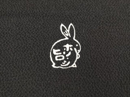 平和屋着物●人形作家・ホリヒロシ 訪問着 兎のお月見 暈し染め 黒地 金彩 鬼しぼ縮緬 正絹 逸品 AABG2724cs