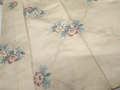 平和屋着物●本場大島紬 白大島 カタス7マルキ 総絣 草花文 正絹 逸品 AABG2752cs