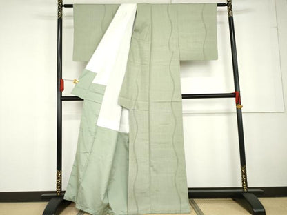 平和屋着物●結城紬 80亀甲 飛び亀甲 よろけ縞 柳鼠色 正絹 逸品 AABG2774cs