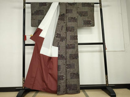 平和屋着物●本場大島紬 純泥染め 手織り カタス9マルキ 色紙花文 有村紬工場謹製 証紙付き 正絹 逸品 AABG2800cs