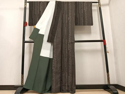 平和屋着物●本場大島紬 カタス7マルキ 間道 正絹 逸品 未使用 AABG2832ph