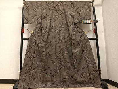 平和屋着物●本場大島紬 古代染色純泥染め 一元7マルキ 枝花文 宮山松雄作 証紙付き 正絹 逸品 AABG2836ph