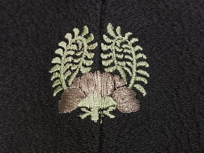 平和屋着物●洗える最高級着物　＜英＞はなぶさ謹製　訪問着　刺繍　宝尽くし　黒地　金糸　AABG2844ph