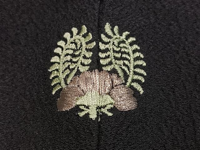 平和屋着物●洗える最高級着物　＜英＞はなぶさ謹製　訪問着　刺繍　宝尽くし　黒地　金糸　AABG2844ph