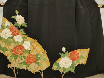 平和屋着物■豪華黒留袖　駒刺繍　草花文　金彩　正絹　逸品　AABG3025st
