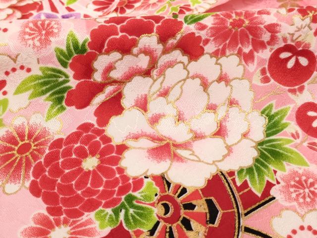 平和屋本店[]七五三　女の子　３歳　祝着　三つ身　長襦袢(単衣)・被布・巾着セット　花車文　金彩　箱付き　AABG3168ja