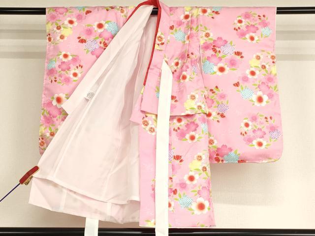 平和屋本店[]七五三　女の子　３歳　祝着　三つ身　被布・小物セット　花丸文　桜　金彩　箱付き　AABG3169ja