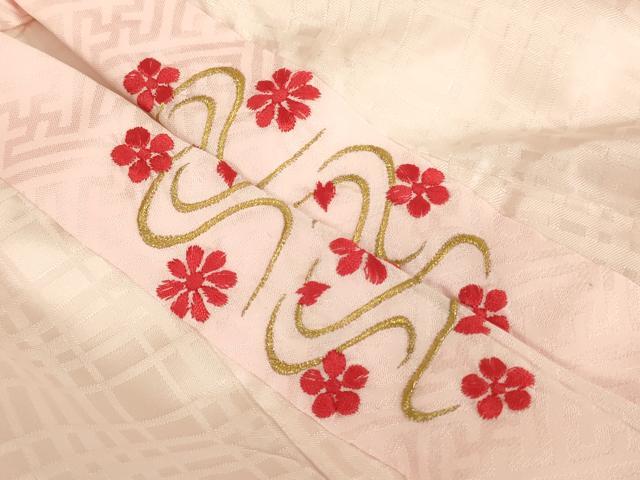 平和屋着物[]七五三　女の子　祝着　一つ身　長襦袢(無双仕立て・半衿刺繍)セット　飛鶴花文　暈し染め　金彩　逸品　AABG3177ja