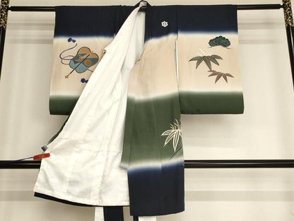 平和屋着物[]お宮参り　男の子　祝着　産着　初着　のしめ　鷹　絵巻草木文　暈し染め　金彩　逸品　AABG3183ja