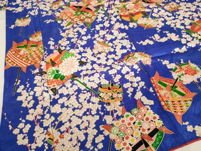 平和屋着物[]七五三　女の子　３歳　祝着　三つ身　糸巻き花文　金彩　正絹　逸品　AABG3202ja