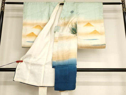 平和屋着物[]お宮参り　男の子　祝着　産着　初着　のしめ　刺繍　群鶴松文　暈し染め　金銀糸　金彩　逸品　AABG3203ja