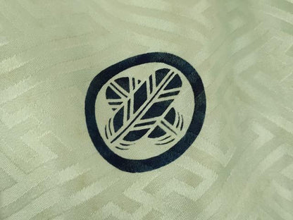 平和屋着物[]お宮参り　男の子　祝着　産着　初着　のしめ　刺繍　群鶴松文　暈し染め　金銀糸　金彩　逸品　AABG3203ja