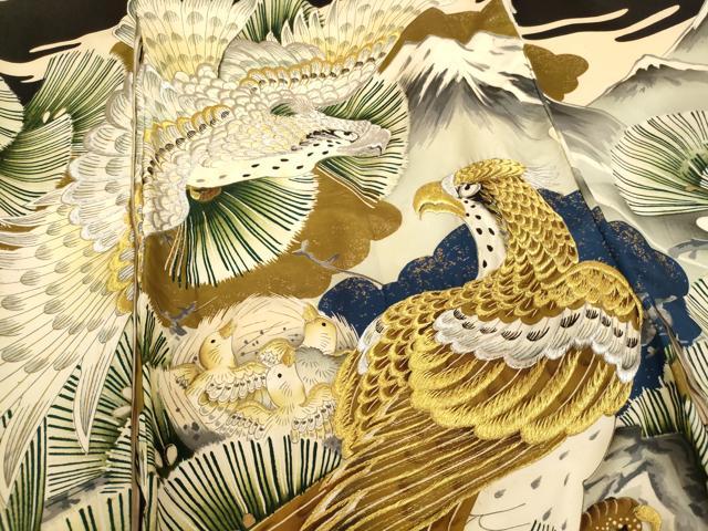 平和屋着物[]お宮参り　男の子　祝着　産着　初着　のしめ　刺繍　鷹　風景松文　金銀糸　金彩　正絹　逸品　AABG3208ja