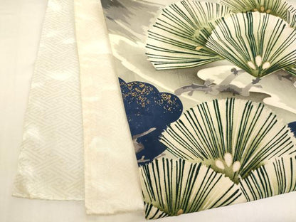 平和屋着物[]お宮参り　男の子　祝着　産着　初着　のしめ　刺繍　鷹　風景松文　金銀糸　金彩　正絹　逸品　AABG3208ja