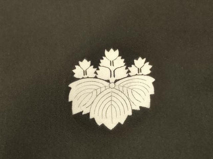 平和屋着物[]お宮参り　男の子　祝着　産着　初着　のしめ　駒刺繍　童子　犬張子　金彩　正絹　逸品　AABG3210ja