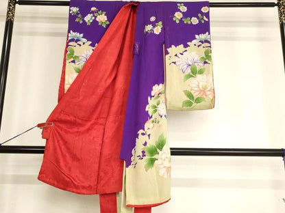 平和屋着物[]アンティーク　大正ロマン　お宮参り　女の子　祝着　産着　初着　のしめ　駒刺繍　草花文　正絹　逸品　AABG3236ja