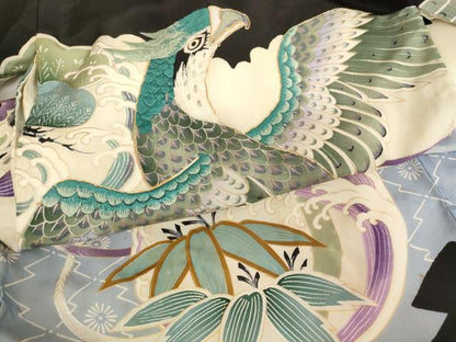 平和屋着物[]お宮参り　男の子　祝着　産着　初着　のしめ　駒刺繍　鷹　草花丸文　銀彩　正絹　逸品　AABG3239ja