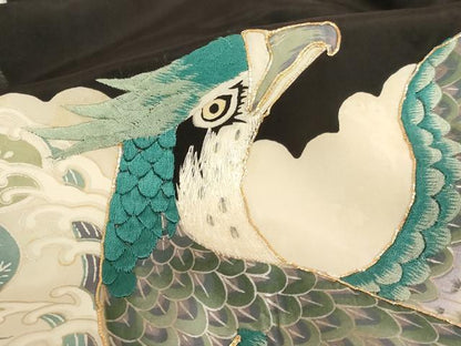 平和屋着物[]お宮参り　男の子　祝着　産着　初着　のしめ　駒刺繍　鷹　草花丸文　銀彩　正絹　逸品　AABG3239ja