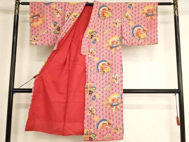 平和屋着物[]アンティーク　大正ロマン　七五三　女の子　7歳　祝着　四つ身　花鳥丸文　鯛　麻の葉文様　正絹　逸品　AABG3356ja