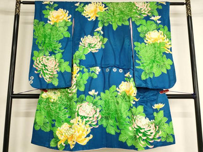 平和屋着物[]七五三　女の子　７歳　祝着　四つ身　長襦袢セット　刺繍　菊　金彩　逸品　AABG3359ja