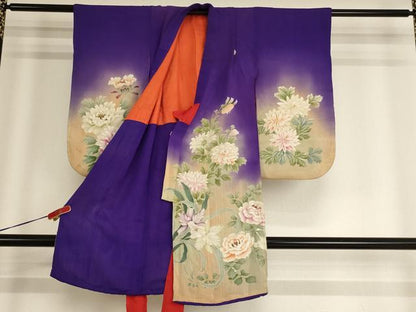 平和屋着物[]アンティーク　大正ロマン　七五三　女の子　３歳　祝着　三つ身　駒刺繍　風景花文　暈し染め　銀糸　正絹　逸品　AABG3361ja