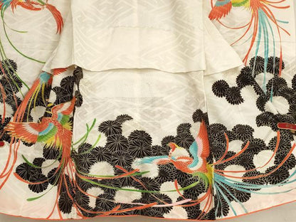 平和屋着物[]七五三　女の子　5歳　祝着・長襦袢(袷・半衿刺繍)・帯セット　駒刺繍　鳳凰菊文　金彩　洗える着物　AABG3370ja