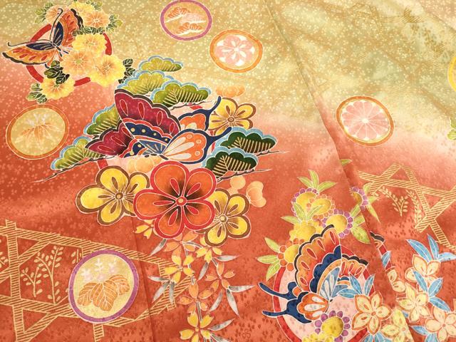 平和屋着物∵女の子　十三参り　子供　祝着・帯セット　花蝶丸文　暈し染め　金彩　逸品　AABG3377ja