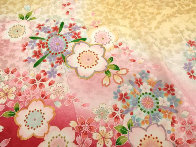 平和屋着物[]七五三　女の子　７歳　祝着　四つ身　長襦袢(単衣・半衿刺繍)セット　駒刺繍　舞桜文　暈し染め　金彩　逸品　AABG3384ja