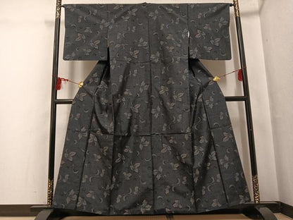 平和屋着物●本場大島紬　唐草文　正絹　逸品　AABG3455ph