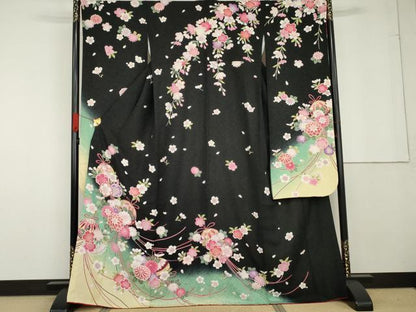 平和屋着物●豪華振袖　花薬玉　暈し染め　黒地　金彩　金通し地　正絹　逸品　AABG3511cs