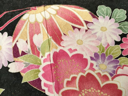 平和屋着物●豪華振袖　花薬玉　暈し染め　黒地　金彩　金通し地　正絹　逸品　AABG3511cs