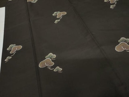 平和屋着物●本場大島紬　地空き　カタス9マルキ　松　黒地　ロング丈　正絹　逸品　AABG3573cs