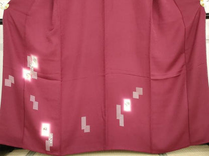 平和屋着物●訪問着　刺繍　色紙重ね兎文　暈し染め　金銀彩　さが美扱い　正絹　逸品　AABG3584cs