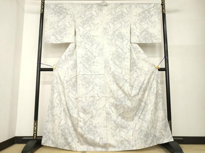 平和屋着物●都喜ヱ門　本場大島紬　白大島　カタス7マルキ　舞蝶文　藤絹織物謹製　正絹　逸品　AABG3718ck