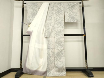 平和屋着物●都喜ヱ門　本場大島紬　白大島　カタス7マルキ　舞蝶文　藤絹織物謹製　正絹　逸品　AABG3718ck