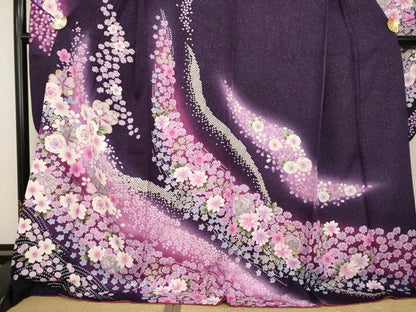 平和屋着物●豪華振袖　舞花文　暈し染め　金彩　銀通し地　ロング丈　正絹　逸品　AABG4047ck