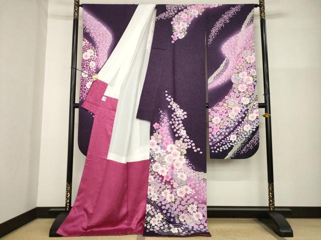 平和屋着物●豪華振袖　舞花文　暈し染め　金彩　銀通し地　ロング丈　正絹　逸品　AABG4047ck