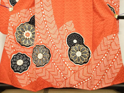 平和屋着物●豪華振袖　駒刺繍　絞り　舞花文　正絹　逸品　AABG4056ck